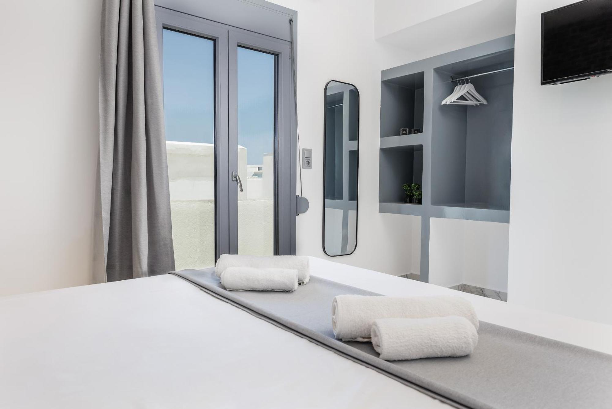 Simos Luxury Apartments Naxos City Exterior photo
