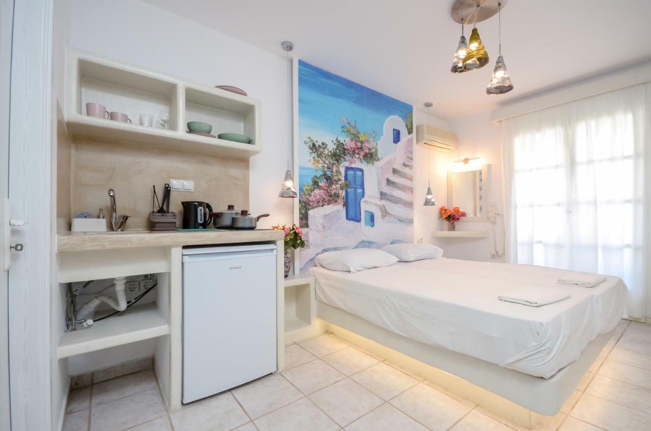 Simos Luxury Apartments Naxos City Exterior photo